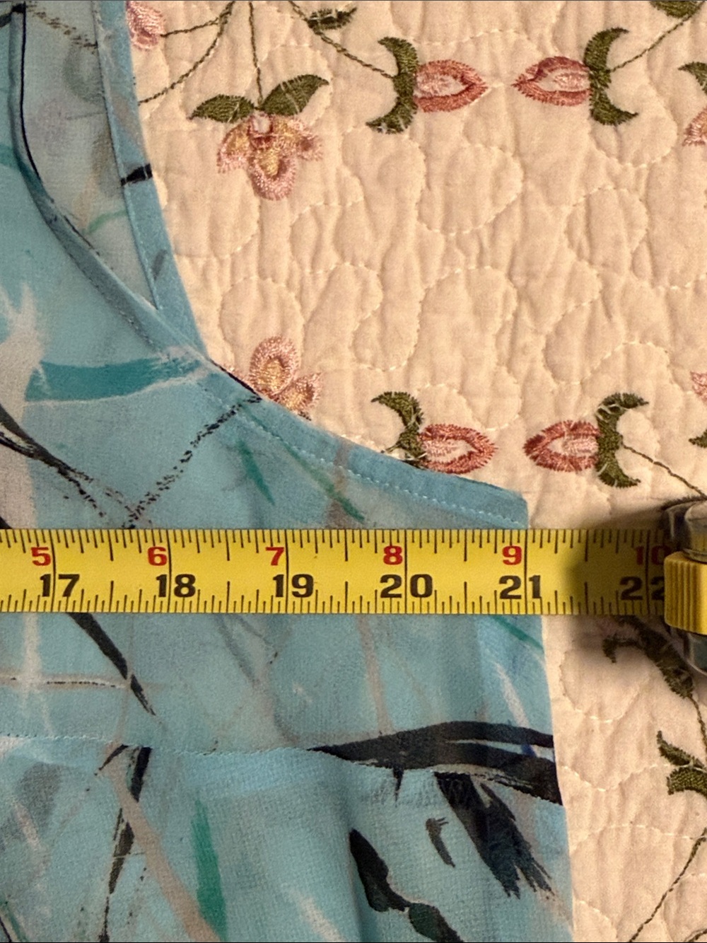 Lane Bryant Elegant Blue Printed Sleeveless Shell with Cream Liner - Picture 7 of 14